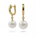 Earrings from 14 karat gold with natural pearls and diamonds
