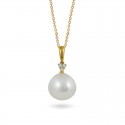 Gold pendant 750 with sea pearls and diamonds