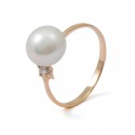 Ring from 14 karat gold with natural pearls