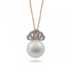 Pendant in 14 karat gold with natural pearls