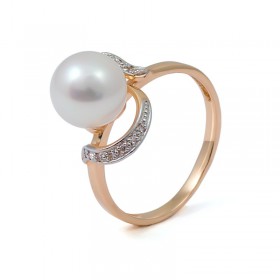 Ring from 14 karat gold with natural pearls