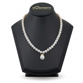 Natural pearl pendant necklace