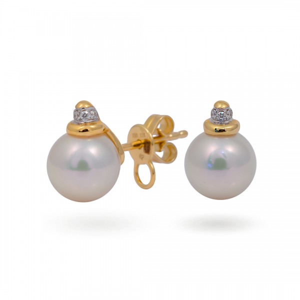 Earrings from 14 karat yellow gold with Akoya sea pearls and diamonds