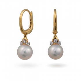 18-carat white gold earrings with Akoya sea pearls and diamonds