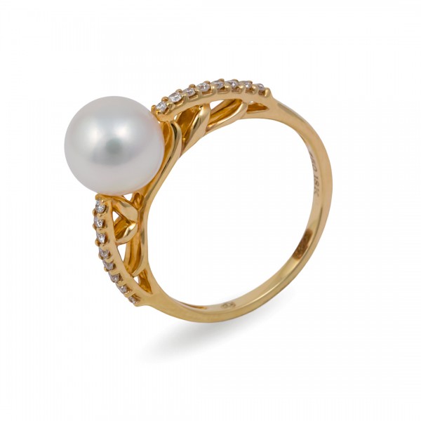 Ring in gold 750 with Akoya sea pearls and diamonds