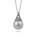 White gold pendant 750 with sea pearls and diamonds