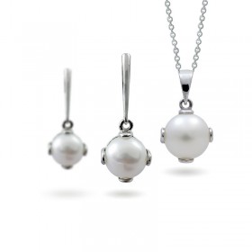 A set of 925 sterling silver with freshwater pearl inserts