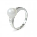 Ring from 14 karat gold with natural pearls and diamonds