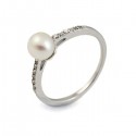 Ring from 925 sterling silver with natural pearls