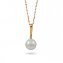 Pendant in 14 karat gold with natural pearls