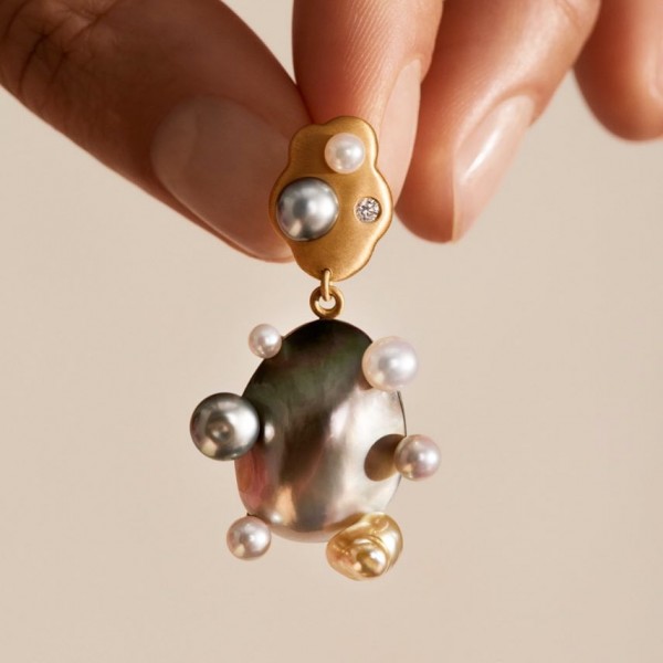 A new look at Jo Riis-Hansen pearls